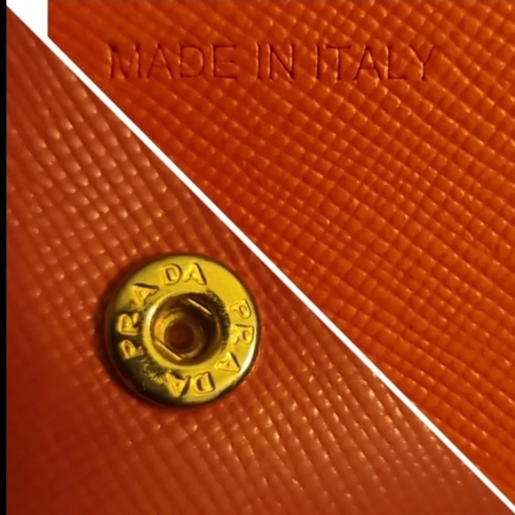 🧧Exalted Prada Saffiano Wallet & Prada Cards🎋+GIFT